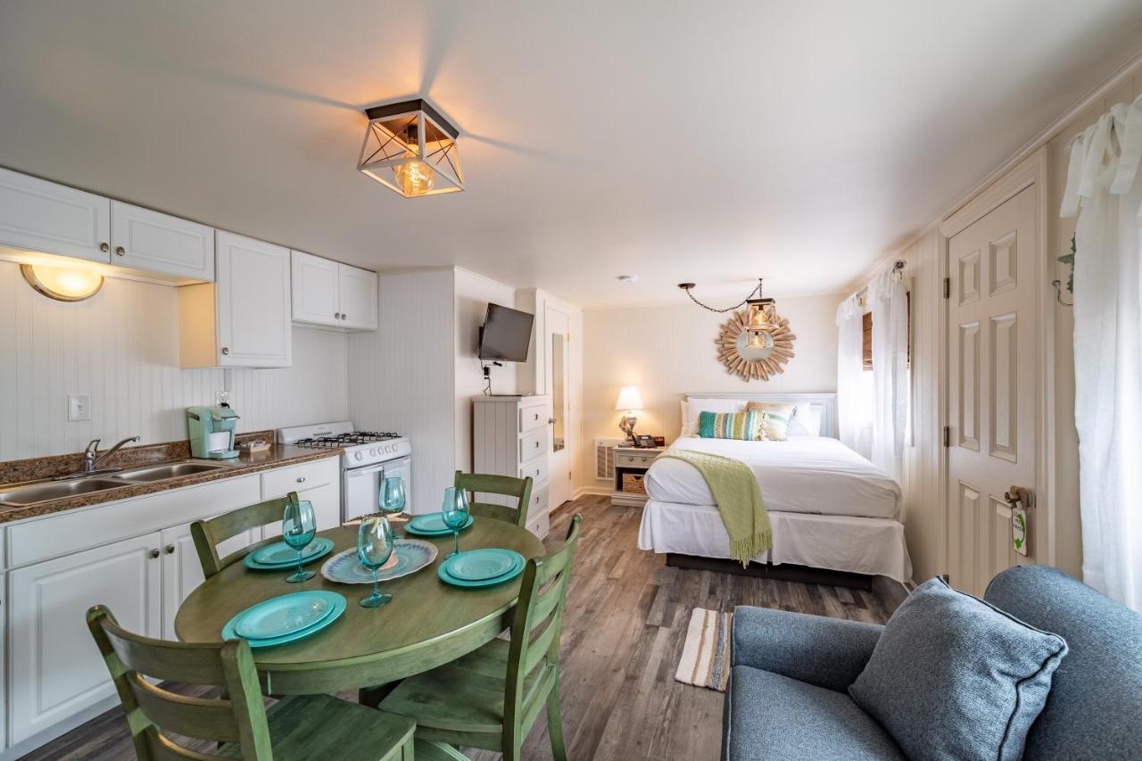 Ocean Glass Inn West Rehoboth Экстерьер фото